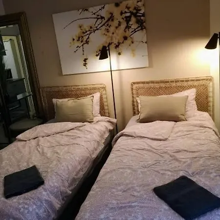 Wuppertal-ronsdorf 1-3 Betten Personen Monteurwohnung Bei Merih Apartment Wuppertal
