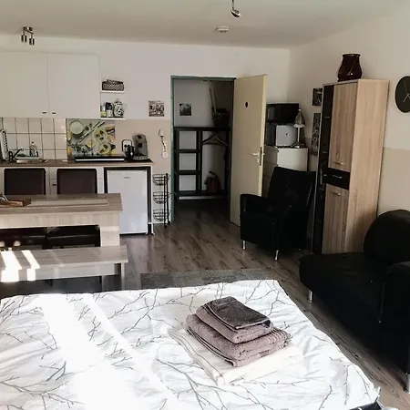 Wuppertal-ronsdorf 1-3 Betten Personen Monteurwohnung Bei Merih *